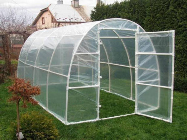 DIY Greenhouse From PVC Pipe