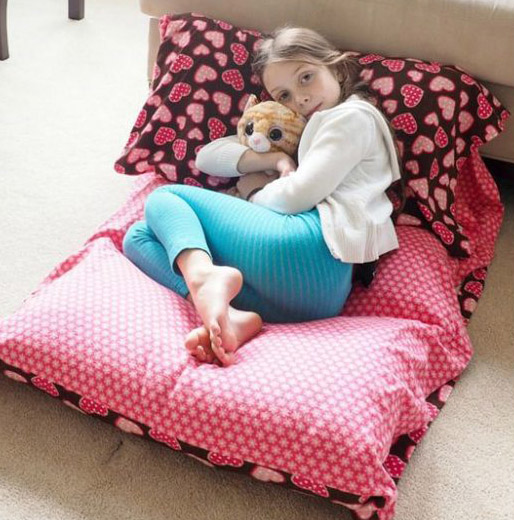 DIY Pillow Mattress Bed