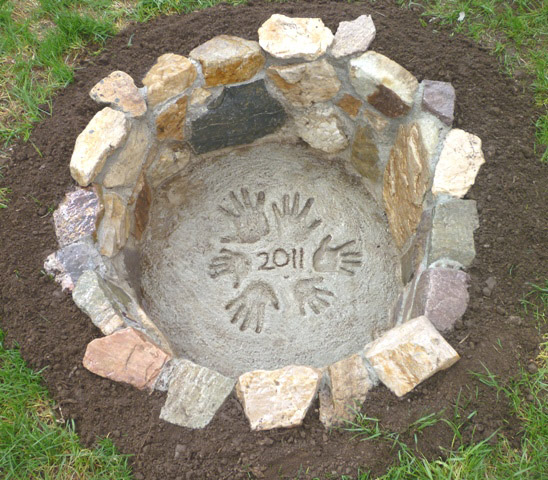 DIY Fire Pit by SharpeCreations